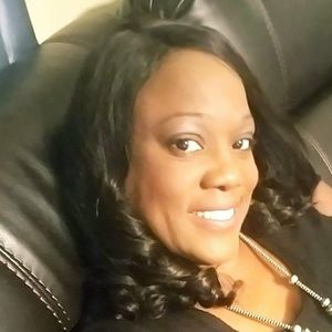 Meet your Posher, Idella